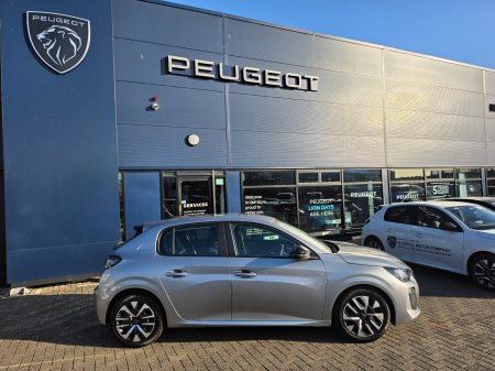 2025 Peugeot 208 - photo 3
