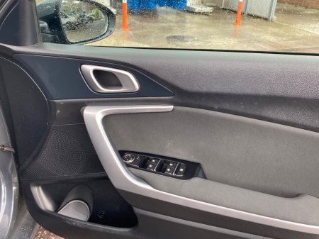 2024 Kia Ceed - photo 13