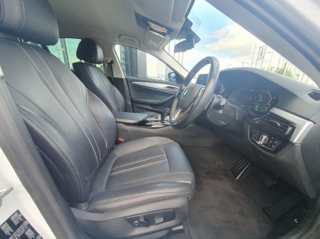 2021 BMW 5-Series - photo 11