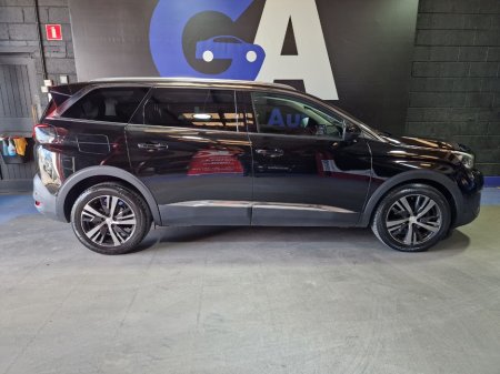 2018 Peugeot 5008 - photo 11