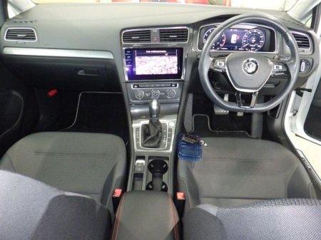 2019 Volkswagen Golf - photo 3