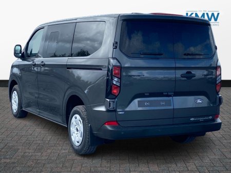 2026 Ford Transit Custom - photo 2