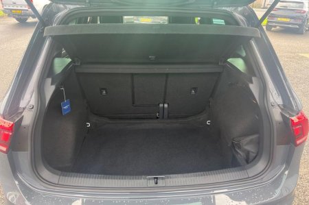 2020 Volkswagen Tiguan - photo 21