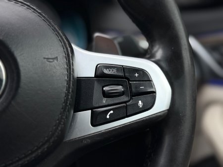 2018 BMW 5-Series - photo 8