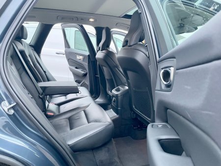 2024 Volvo XC60 - photo 4