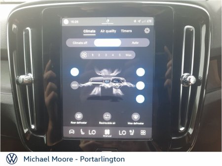 2025 Volvo XC40 - photo 19