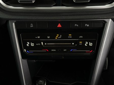 2023 Volkswagen T-Roc - photo 27