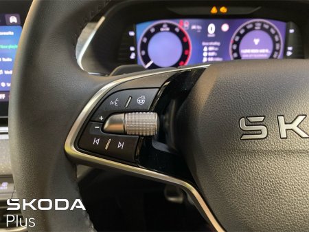 2025 Skoda Octavia - photo 20