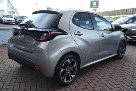 2021 Toyota Yaris - photo 4