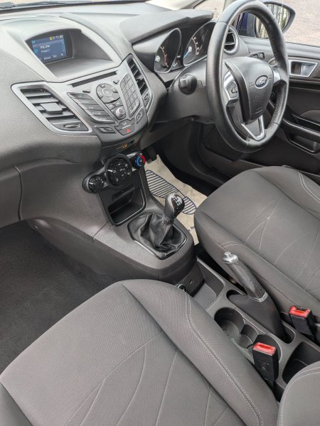 2017 Ford Fiesta - photo 15