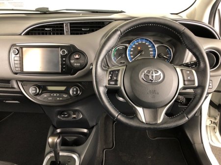2015 Toyota Yaris - photo 9