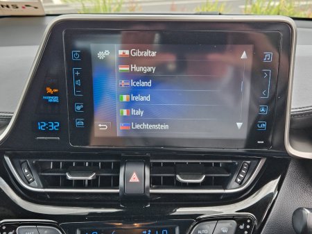 2019 Toyota C-HR+ - photo 35