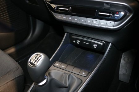 2026 Hyundai Bayon - photo 12