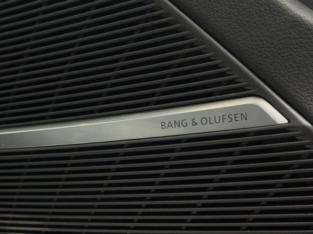 2025 Audi Q8 - photo 15