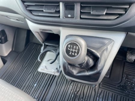 2025 Ford Transit - photo 24