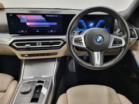 2023 BMW 3-Series - photo 5