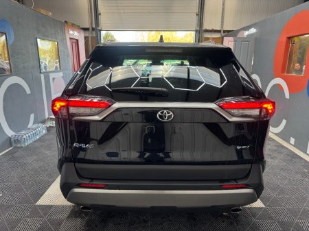 2025 Toyota RAV4 - photo 4