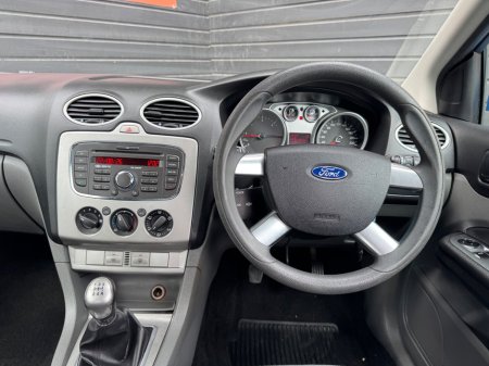2011 Ford Focus - photo 8