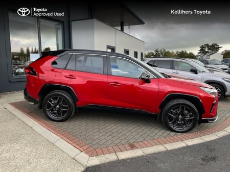 2025 Toyota RAV4 - photo 3