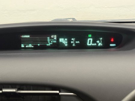 2015 Toyota Prius - photo 9