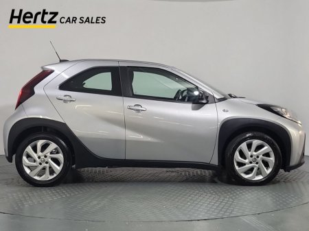2023 Toyota Aygo X - photo 2