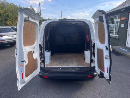 2020 Ford Transit - photo 7