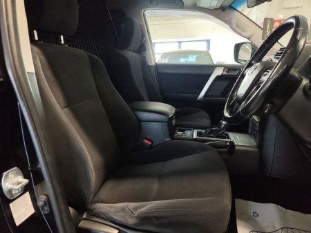 2018 Toyota Land Cruiser - photo 7
