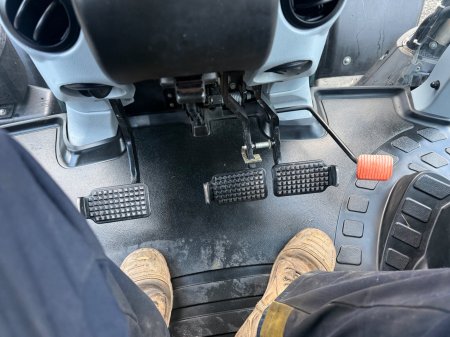 2013 New Holland T7.200 - photo 18