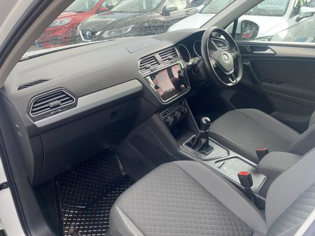 2018 Volkswagen Tiguan - photo 14