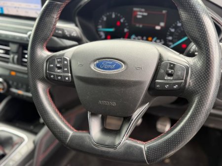 2019 Ford Focus - photo 8