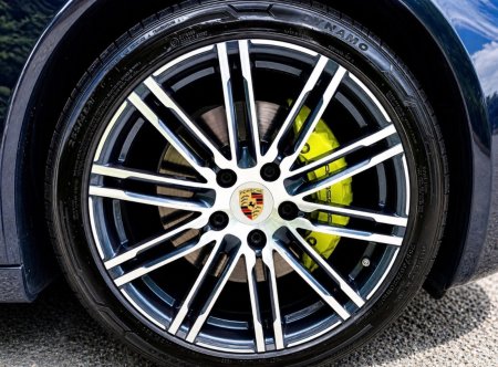 2015 Porsche Panamera - photo 19