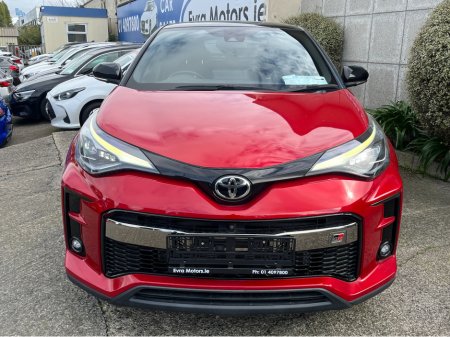 2021 Toyota C-HR - photo 2