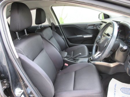 2015 Honda Grace - photo 16