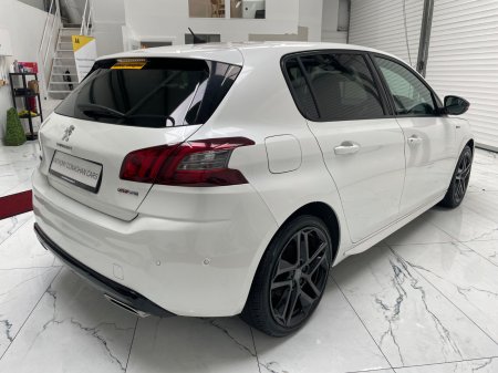 2021 Peugeot 308 - photo 2