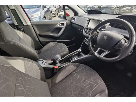 2017 Peugeot 2008 - photo 8