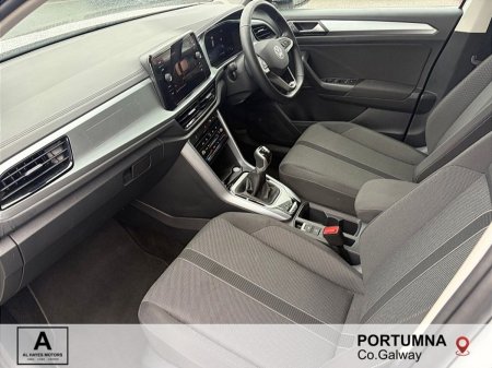 2026 Volkswagen T-Roc - photo 4