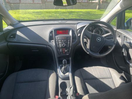 2010 Opel Astra - photo 7