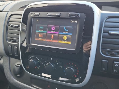 2017 Renault Trafic - photo 18