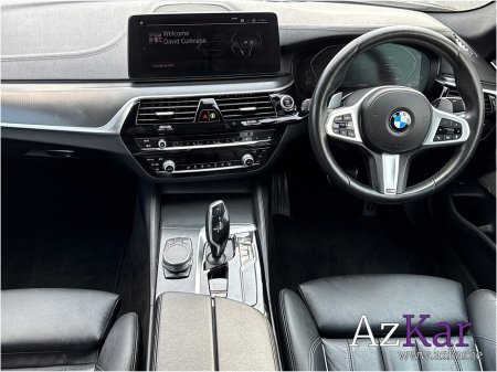 2021 BMW 5-Series - photo 17