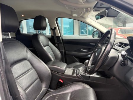 2020 Jaguar E-Pace - photo 16