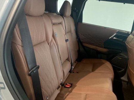 2026 Mitsubishi Outlander - photo 14