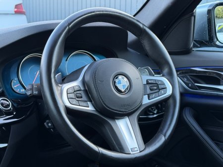 2017 BMW 5-Series - photo 41
