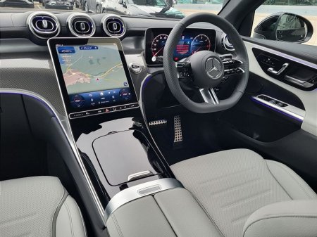 2027 Mercedes-Benz GLC - photo 10