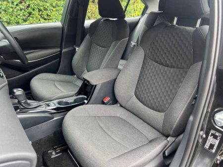 2023 Toyota Corolla - photo 6