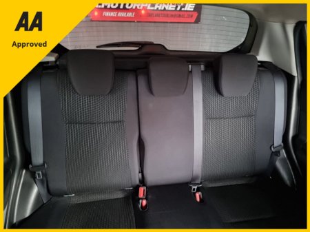 2014 Suzuki Swift - photo 12