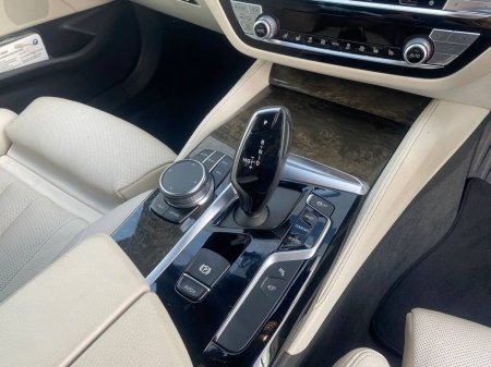 2019 BMW 5-Series - photo 10