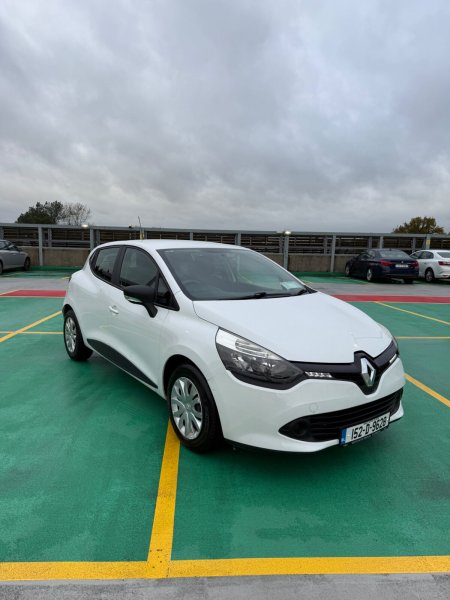2015 Renault Clio 1.2 16V 75 DYNAMIQUE NAV