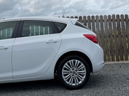 2015 Opel Astra - photo 17