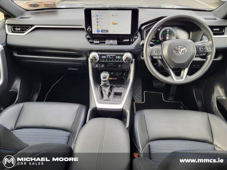 2024 Toyota RAV4 - photo 2