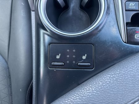 2019 Toyota Camry - photo 18